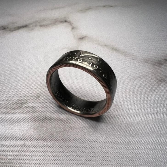 1976-1776 bicentennial half dollar coin ring - Picture 2 of 3